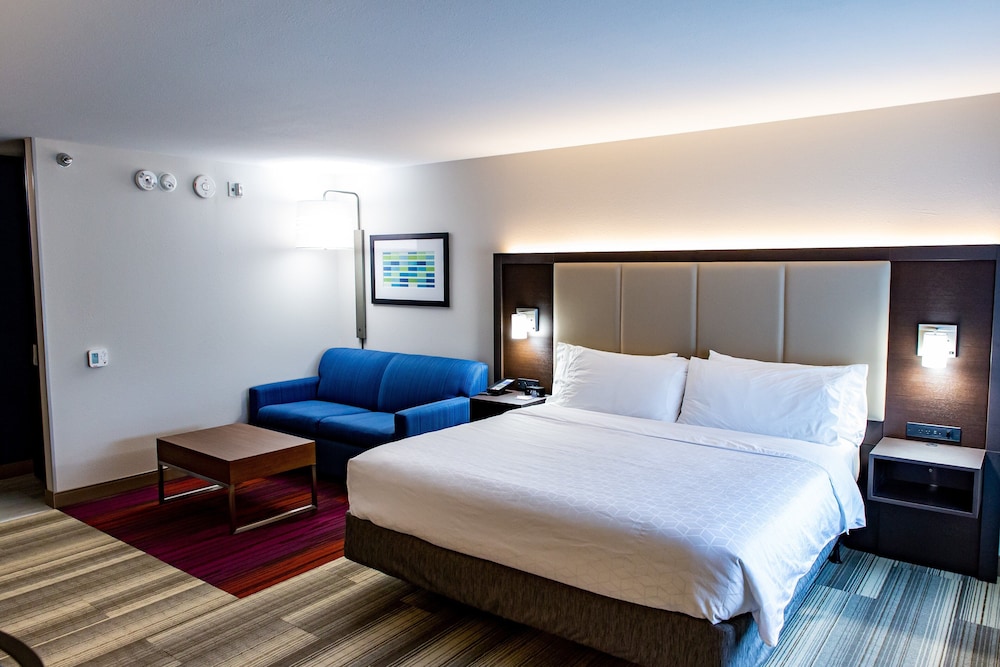 Holiday Inn Express Columbus Dublin by IHG - photo 14