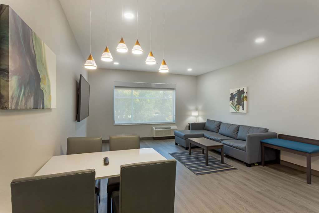 Best Western Plus Executive Residency Antioch Inn - photo 4