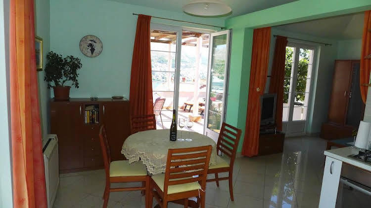 Villa Diana Cozy Apartment for Two
