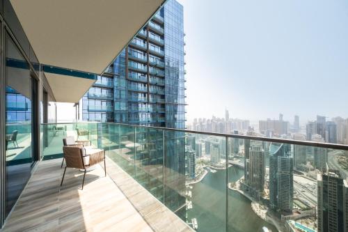 Luton Vacation Homes Marina View & Luxury 1BR Jumeirah Living Marina Gate Tower 3 54AB49AB36AB — 4-Star Luxury Hotel in Dubai, United Arab Emirates