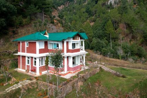 Hollyhock Cottage by VEO Part of StayVista — 4-Star Luxury Hotel in Ramgarh, India