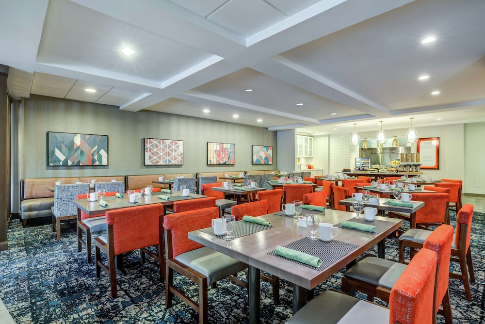 Hilton Garden Inn Boston Waltham - photo 27