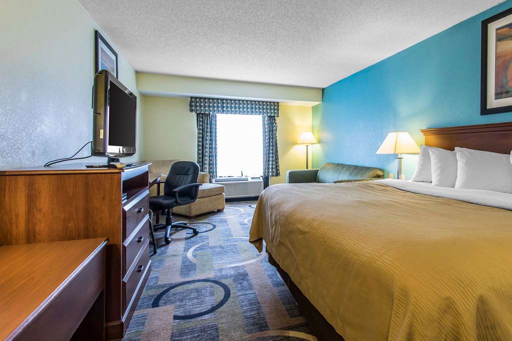 Quality Inn & Suites Memphis East - photo 12