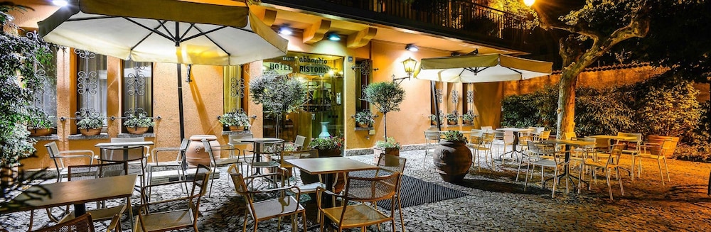 Hotel Don Abbondio in Lecco, Italy