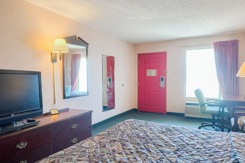 Oyo Hotel East Macon I 75 - photo 9