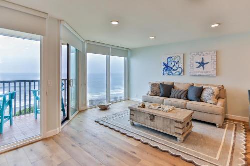 Breathtaking Bungalow DMST22 — 4-Star Luxury Hotel in Solana Beach, United States