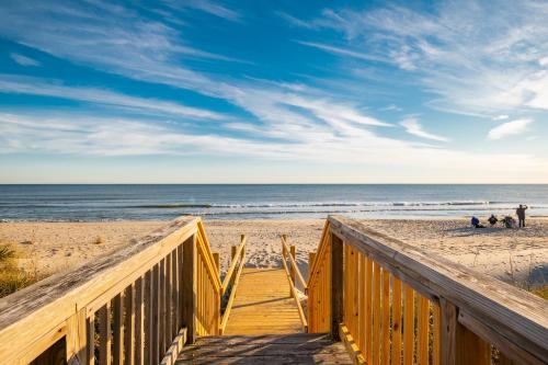 The Sandcastle by Oak Island Accommodations - photo 35