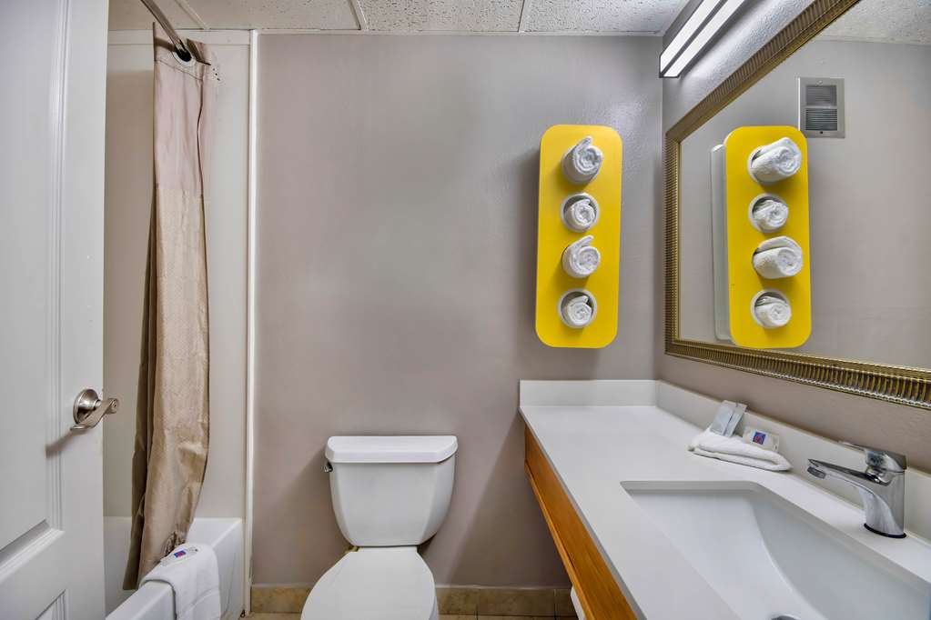 Motel 6 Springfield OH - photo 21
