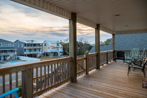Beach 45 by Oak Island Accommodations - photo 39