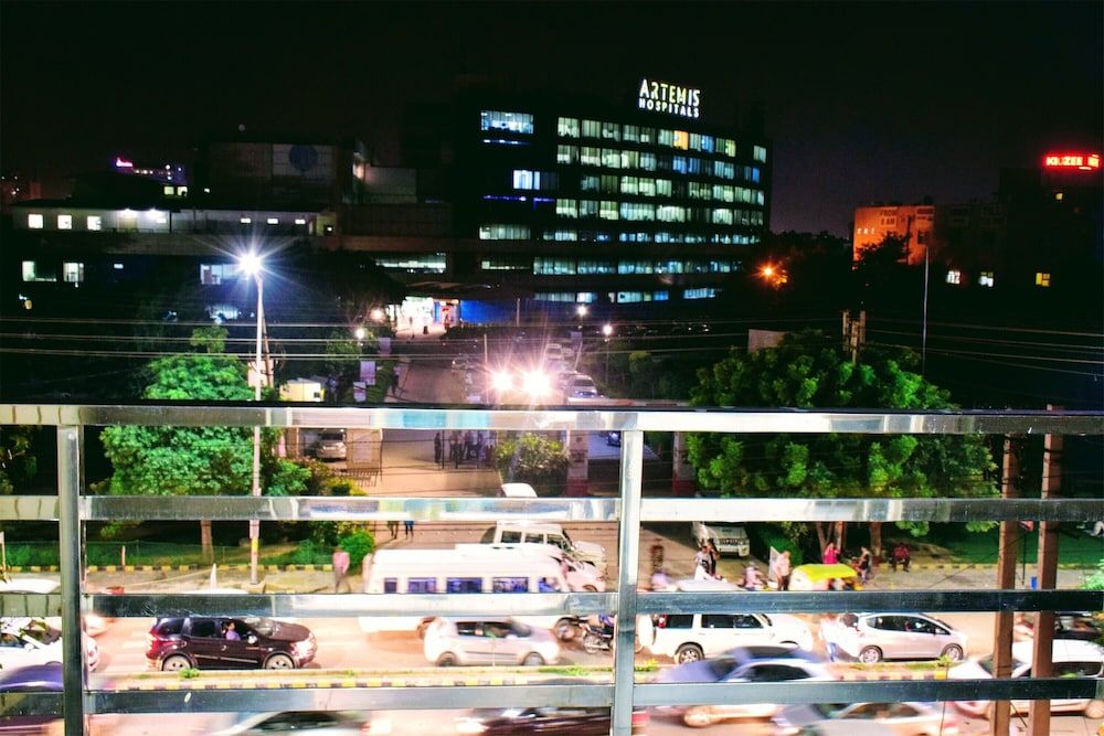 When In Gurgaon Service Apartments Opp Artemis Hospital
