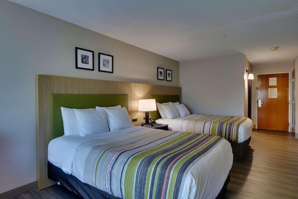 Country Inn & Suites by Radisson Savannah Gateway GA - photo 6