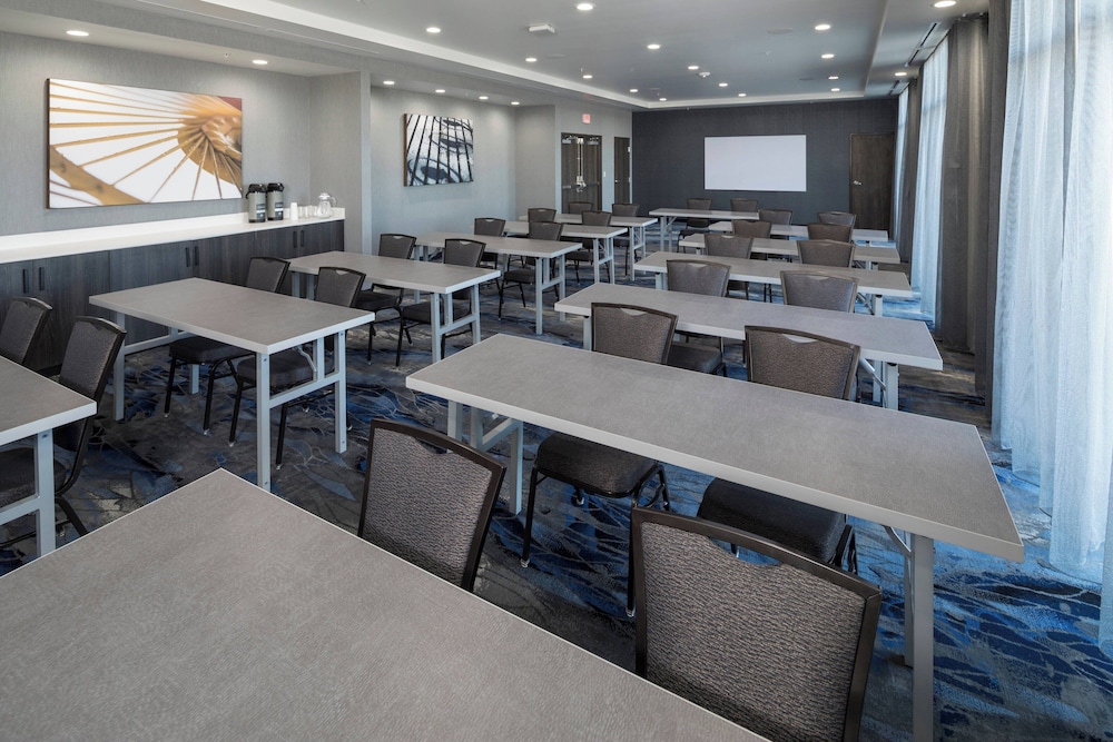 Fairfield Inn & Suites by Marriott Oklahoma City Downtown - photo 32