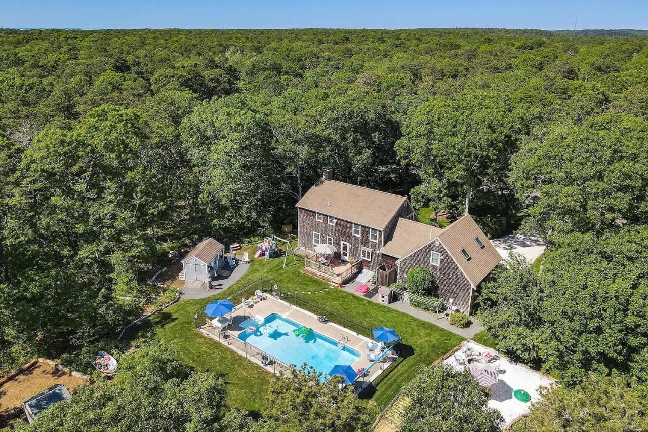 Wow Private Pool Game Room and Fire Pit — hotel in Brewster