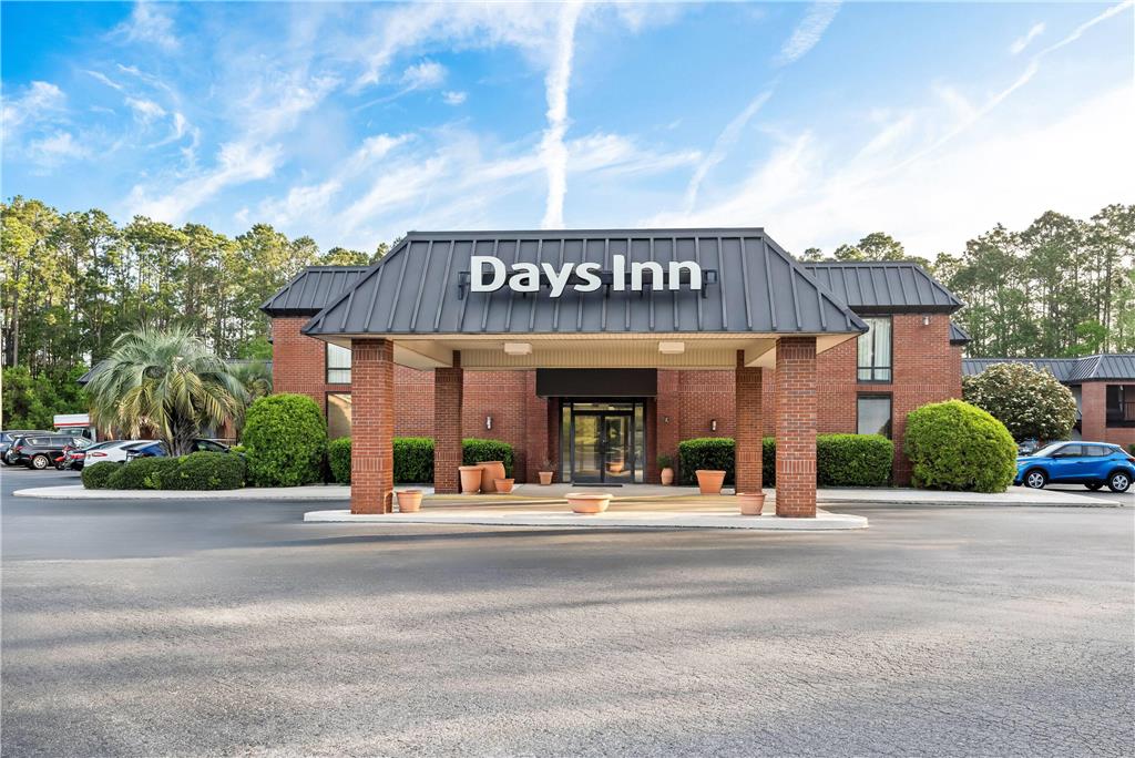 Days Inn by Wyndham Statesboro - photo 2