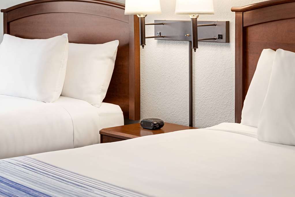 AmericInn by Wyndham Sauk Centre - photo 21