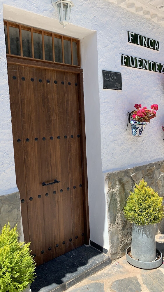 Finca Las Fuentezuelas — hotel in Carataunas