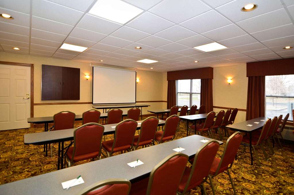 Country Inn & Suites by Radisson Stevens Point WI - photo 20