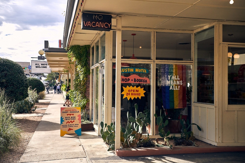 Austin Motel - photo 9