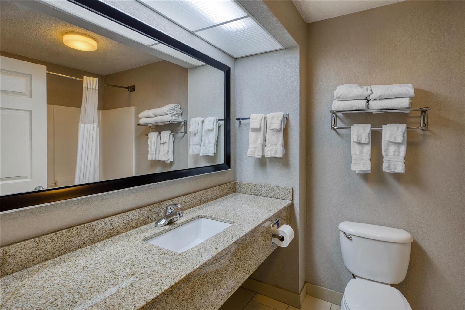 Best Western Lake Cumberland Inn - photo 18