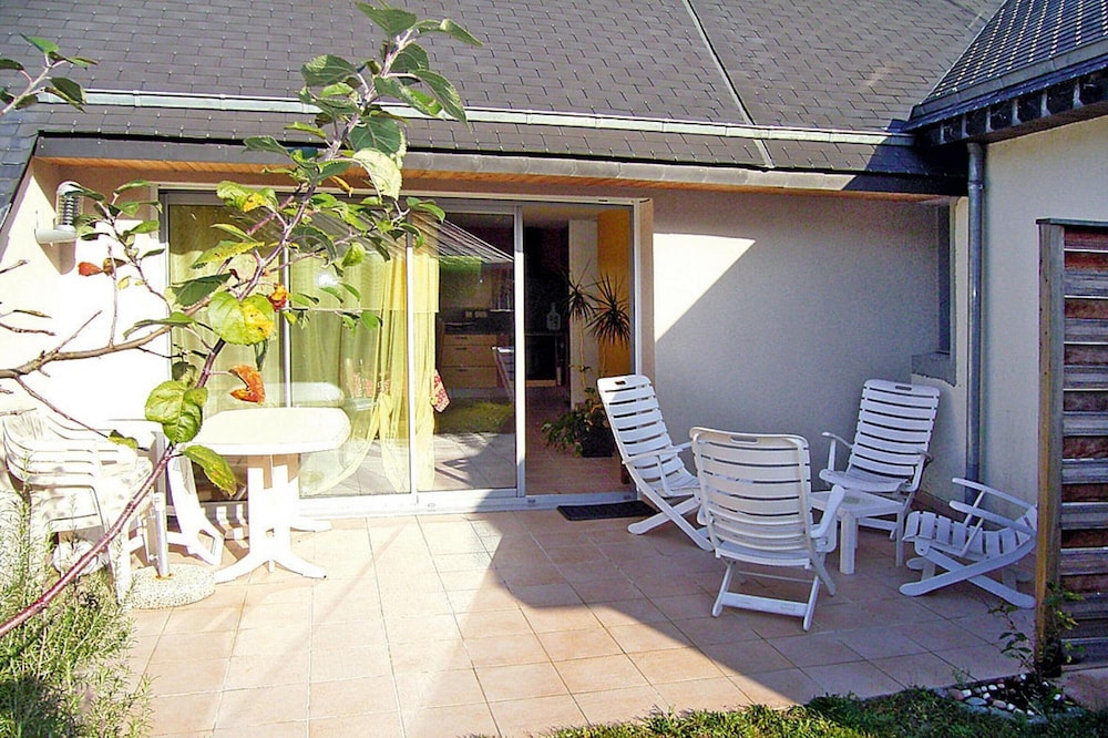 Semi detached house St. Martin de Bréhal Coudeville sur Mer Normandy France — 4-Star Luxury Hotel in Brehal, France