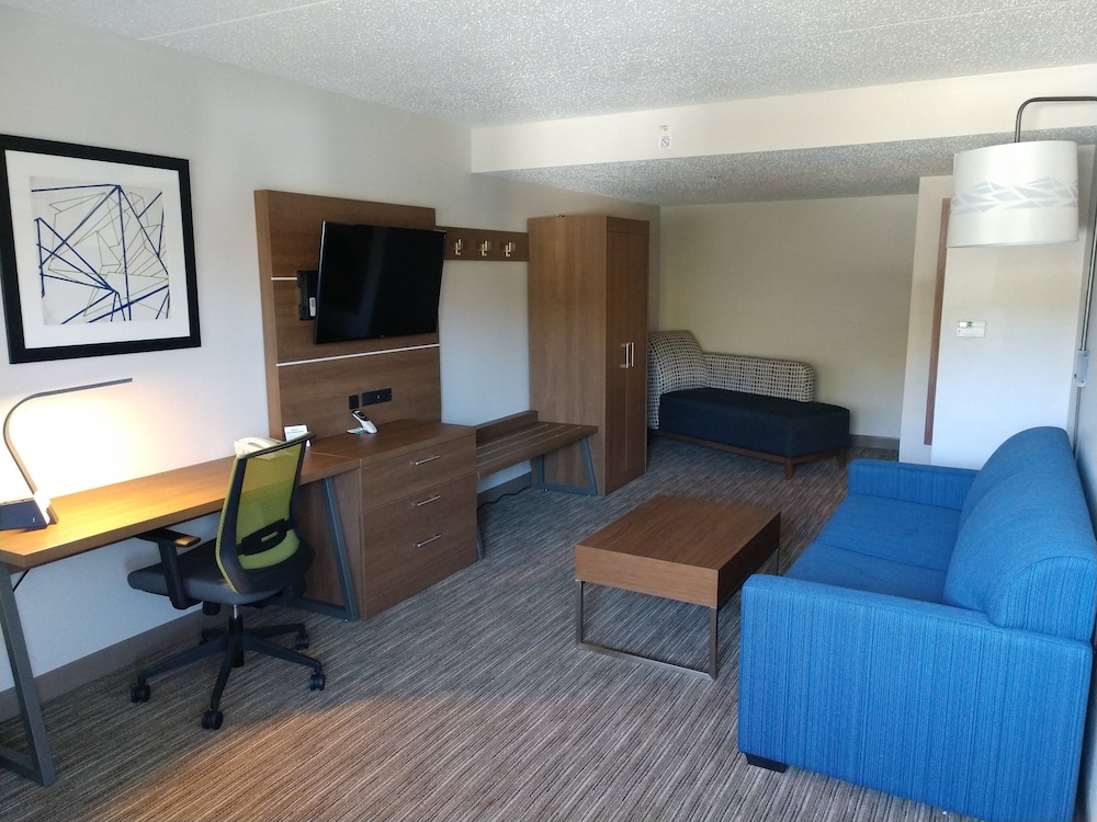 Holiday Inn Express Murrysville Delmont by IHG - photo 6