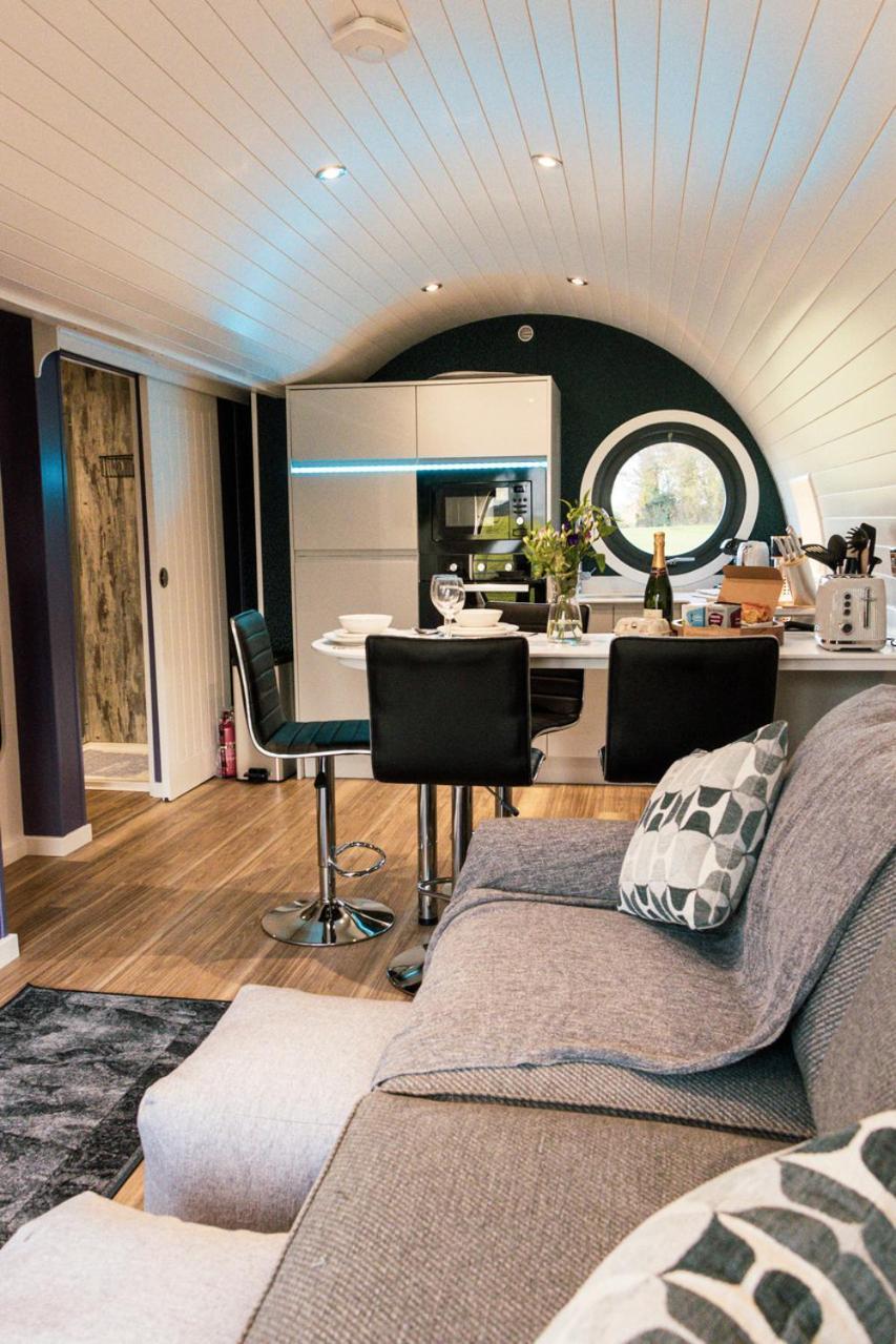 Hollins Farm Dog Friendly Self Catering Holiday Lodges