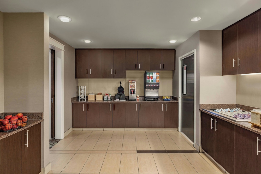 Residence Inn Albany Washington Avenue - photo 36