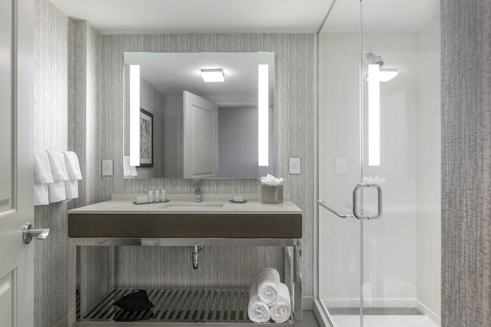 Courtyard by Marriott Edgewater NYC Area - photo 15