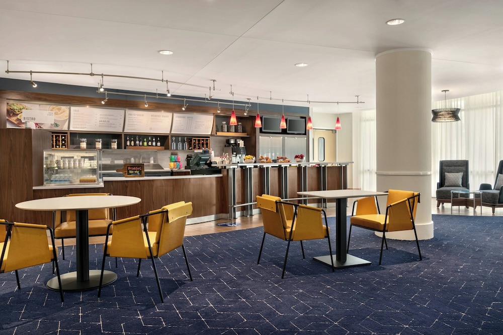 Courtyard by Marriott Lancaster - photo 40