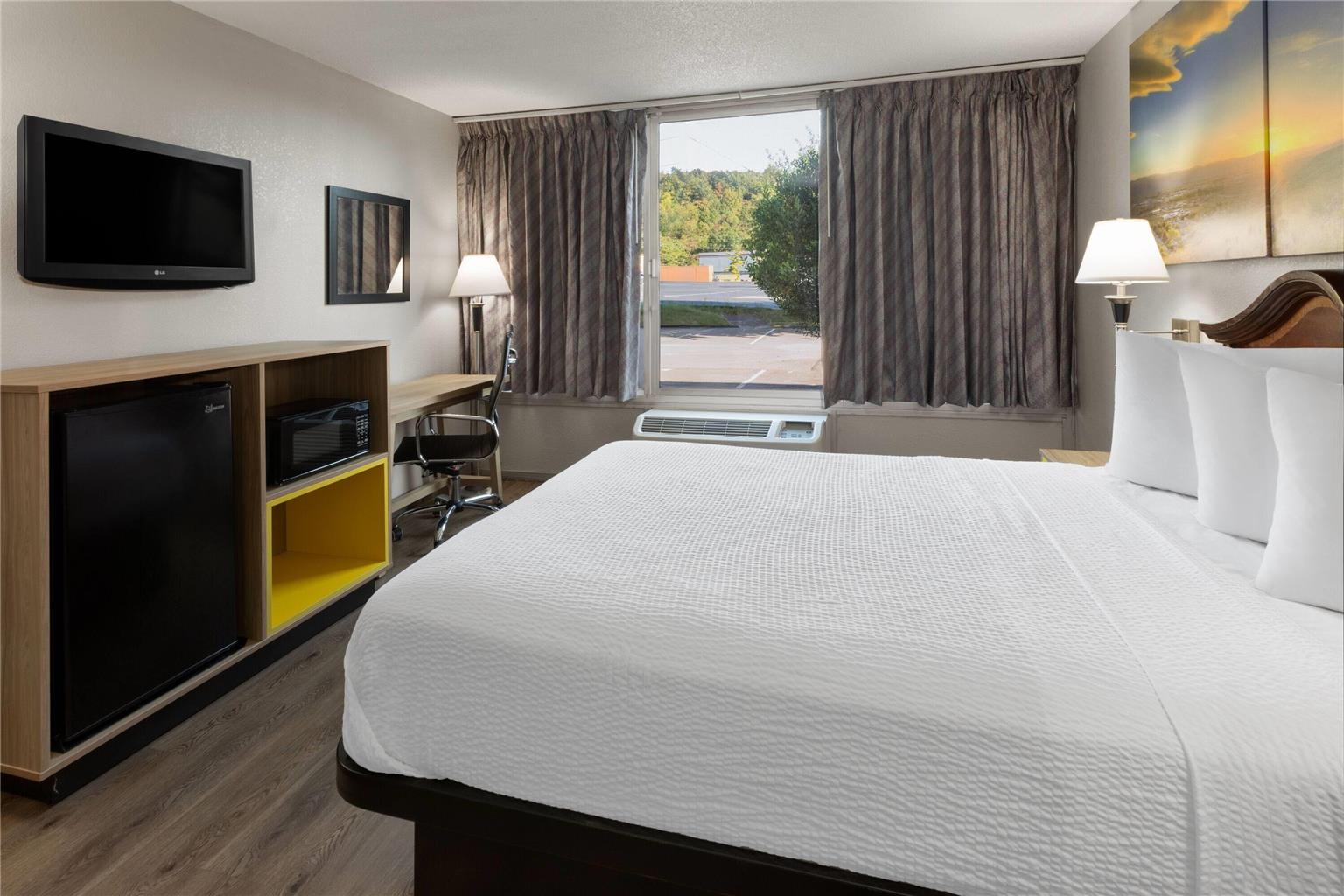 Days Inn by Wyndham Cambridge - photo 15