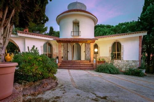 Domina Levante Exotic Villa with private SPA and Beach access — 4-Star Luxury Hotel in Leporano, Italy