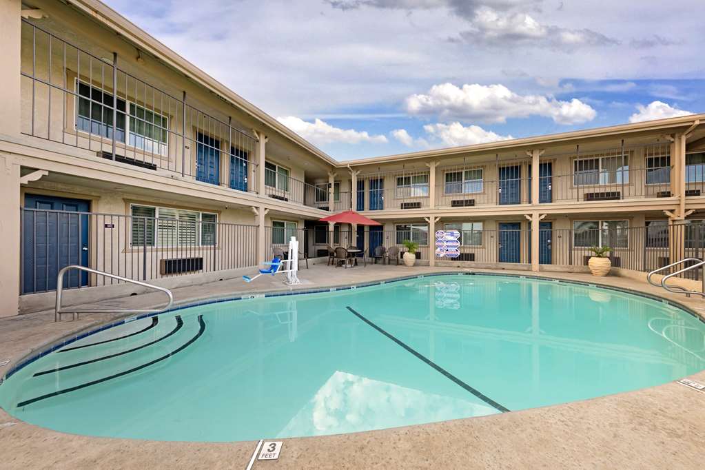 Best Western Hanford Inn - photo 2