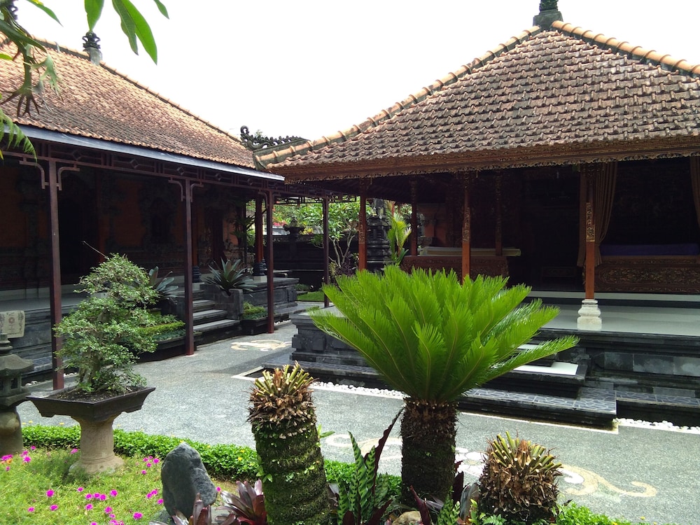 Rumah Tu7u in Baturiti, Indonesia