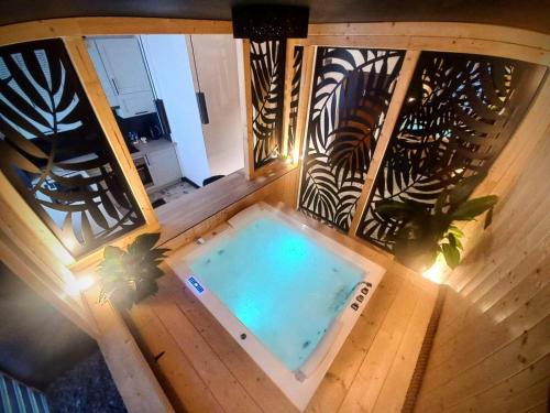Vip Apartament Malmeda Jacuzzi — 4-Star Luxury Hotel in Bialystok, Poland