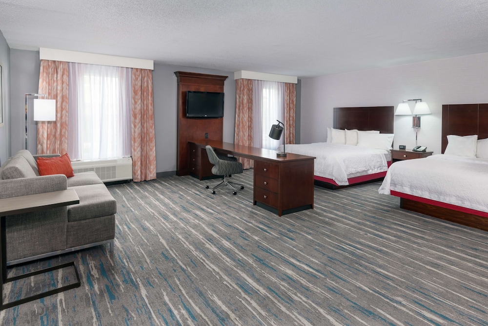 Hampton Inn & Suites Orlando Airport @ Gateway Village - photo 17