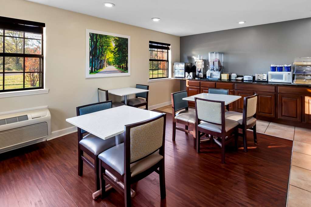 Days Inn by Wyndham Brownsville - photo 17