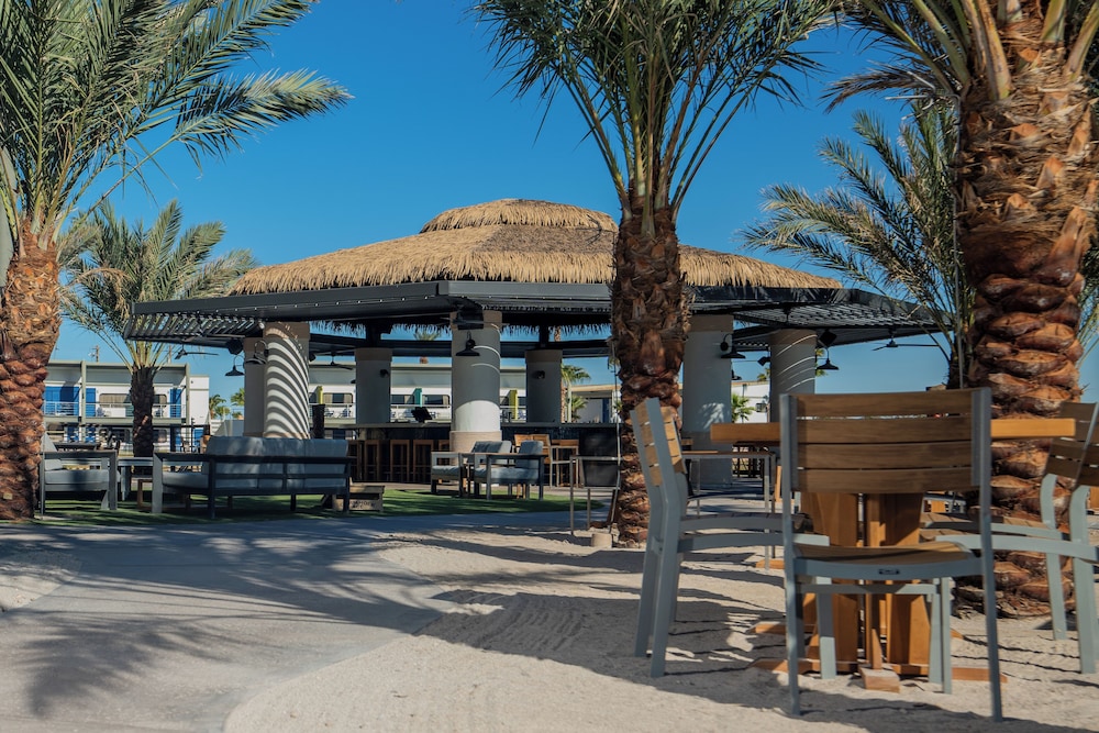 The Nautical Beachfront Resort - photo 55