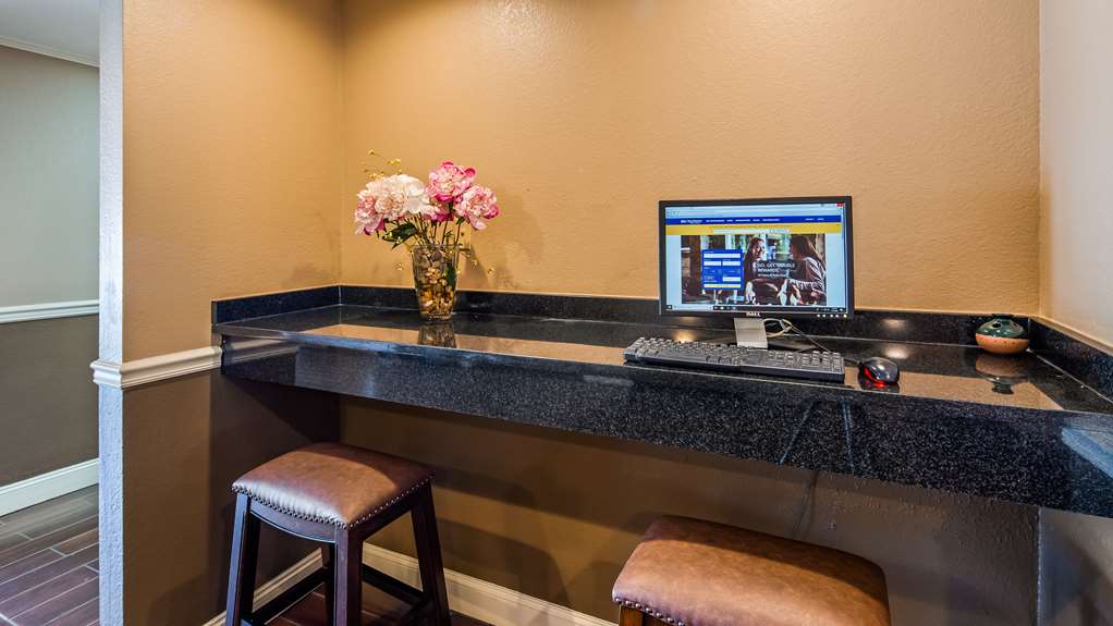 Best Western Shelbyville Lodge - photo 7