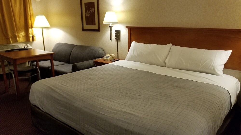 Port of Tacoma Inn - photo 5