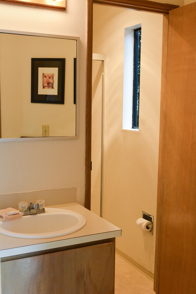 Surfcrest Resort - photo 33