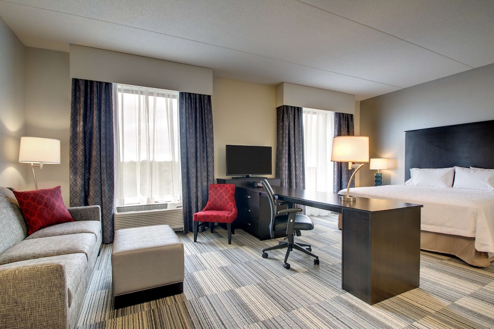 Hampton Inn & Suites Greenville Airport SC - photo 21