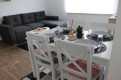 Apartman ŠafraM — 4-Star Luxury Hotel in Durmanec, Croatia