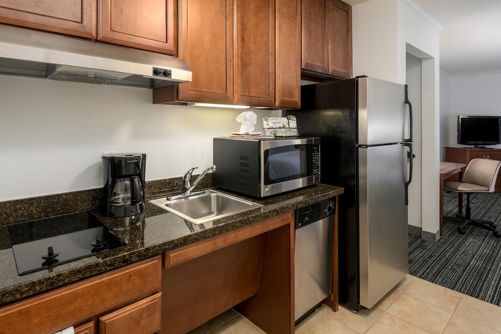 TownePlace Suites Tucson Williams Centre - photo 14