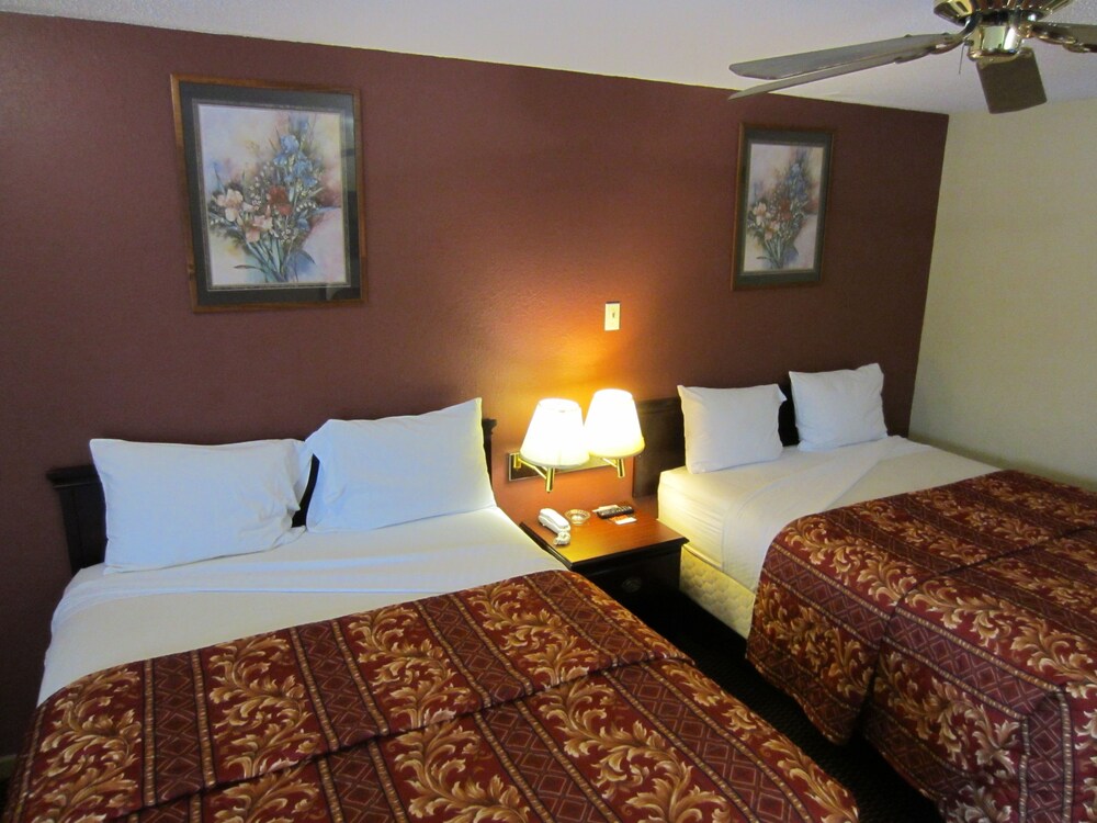 First Western Inn - photo 19