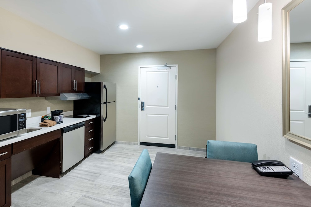 Homewood Suites by Hilton Fayetteville - photo 5