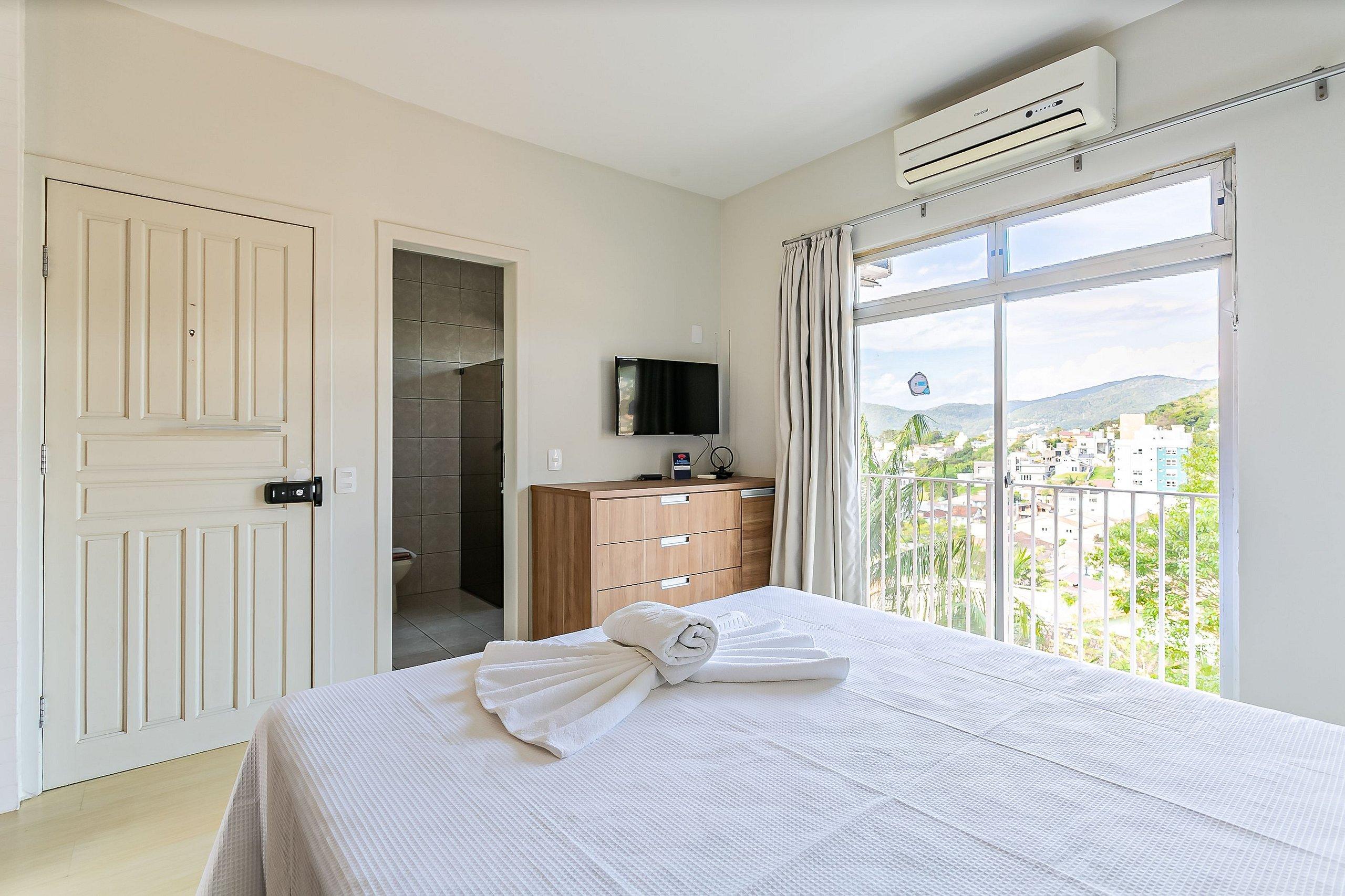 Apto com varanda a 3 min da UFSC RAF005 - last minute hotel in Florianopolis