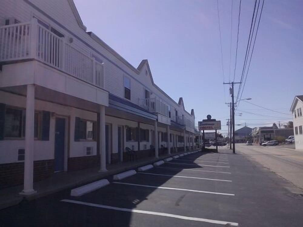 Seabreeze Motel - photo 41