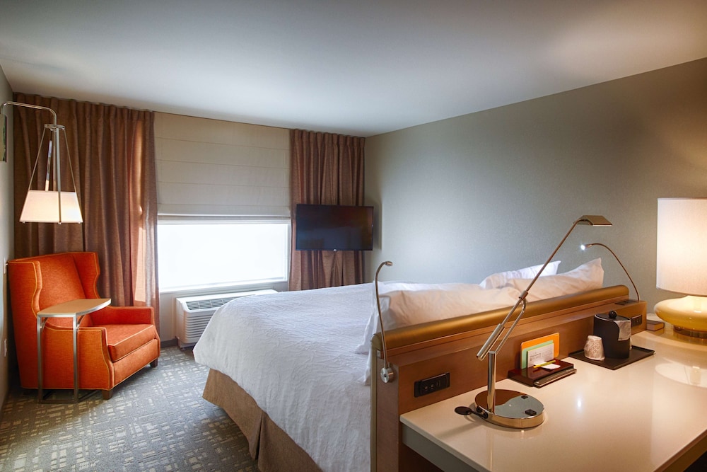 Hilton Garden Inn Salina - photo 9