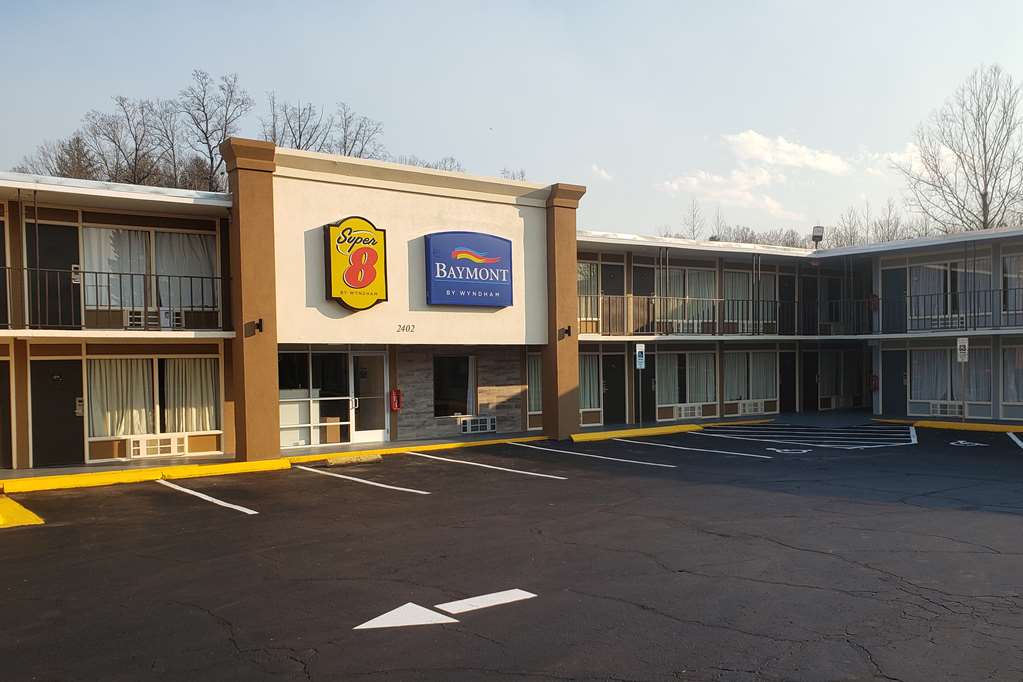Super 8 by Wyndham Morganton - photo 2