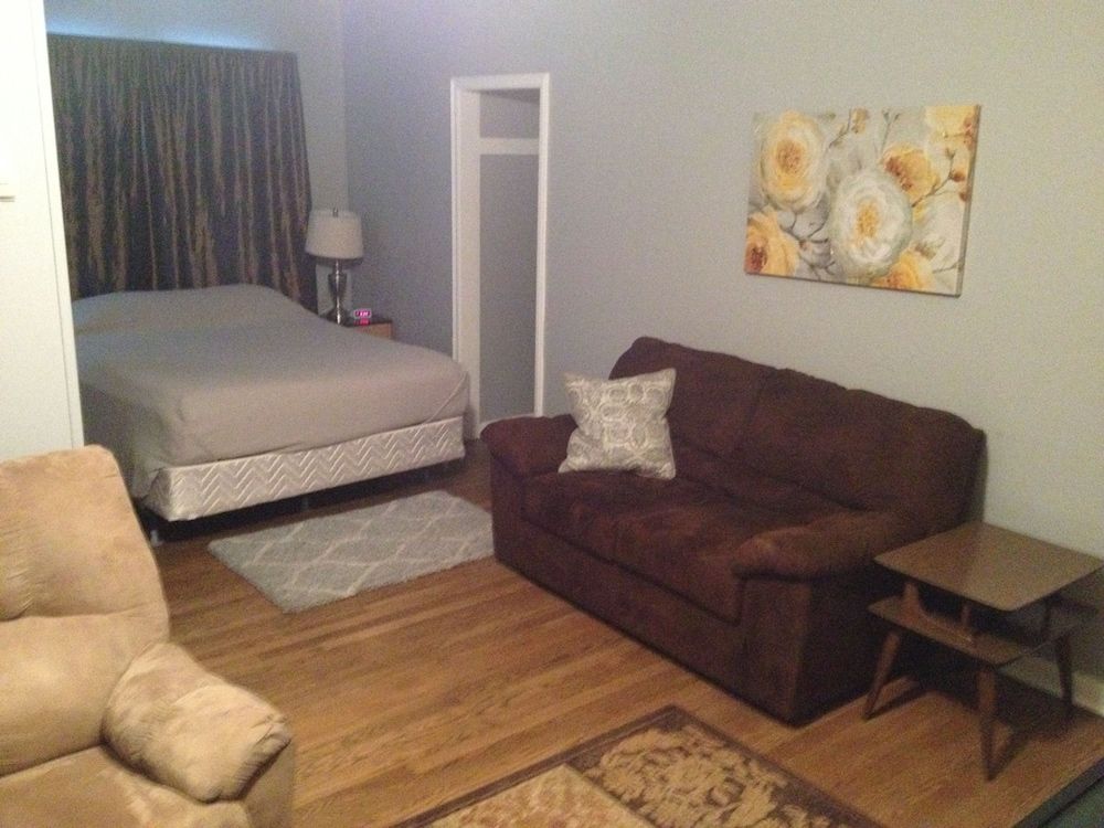 Riverdale Inn - photo 25